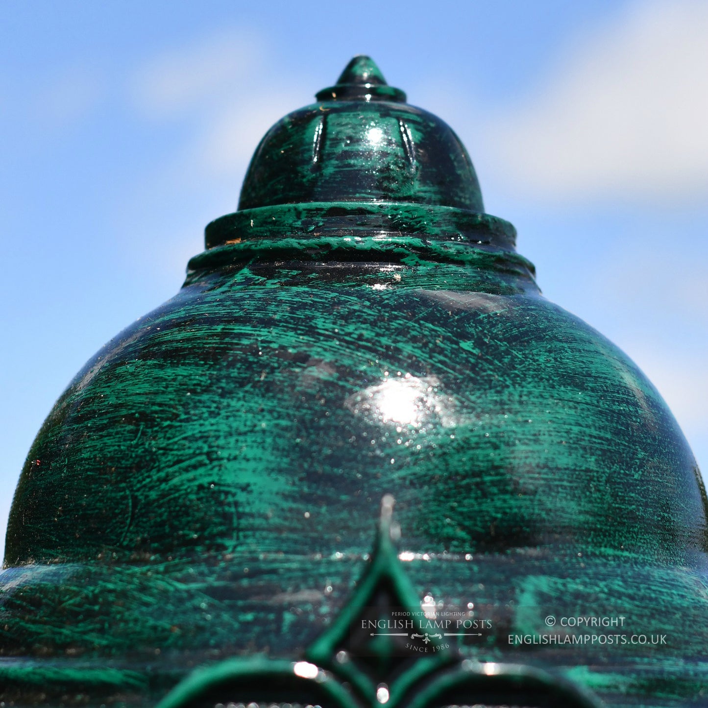 Antique Green Lamp Post Luminaire Top Finial