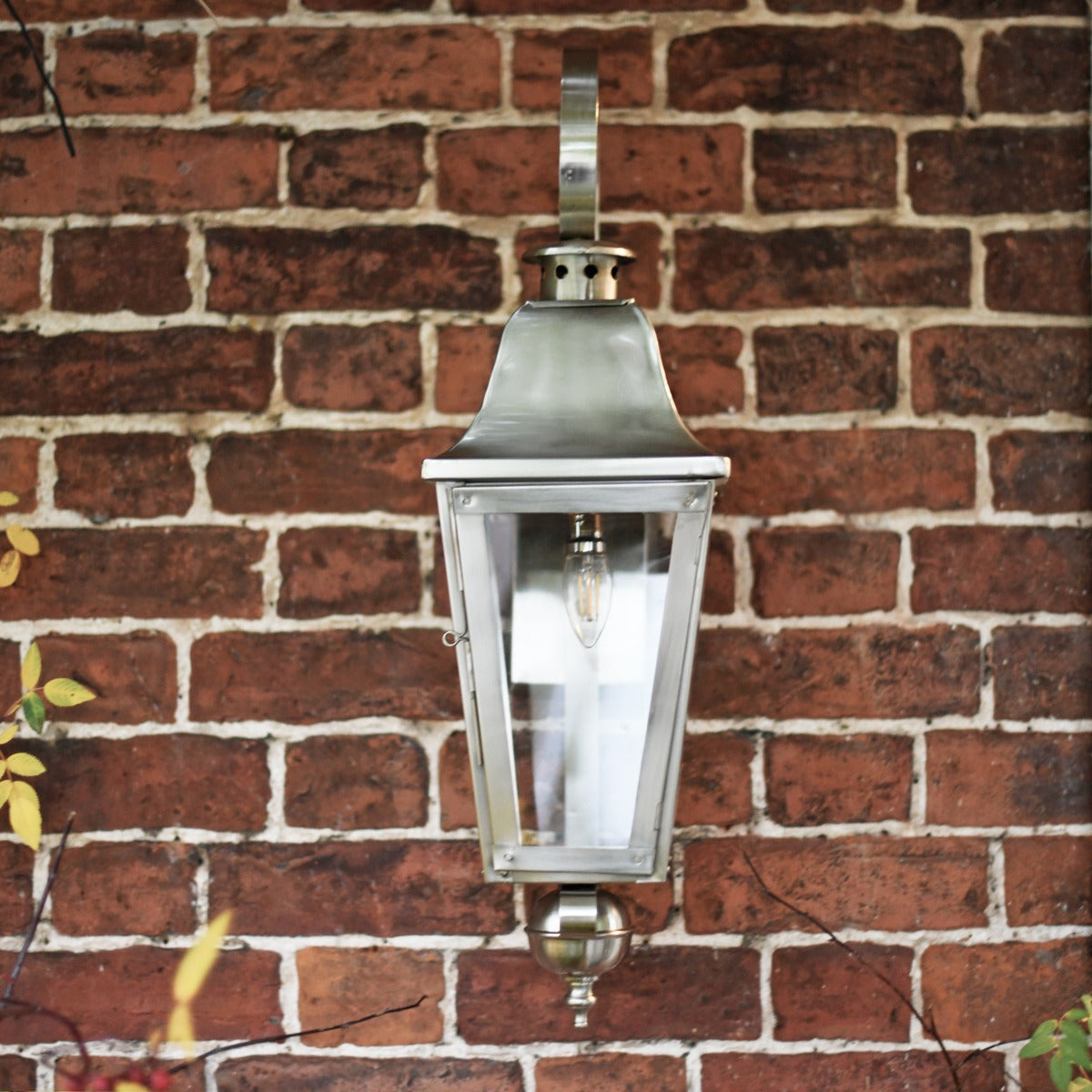 Antique Silver Devonshire Wall Light