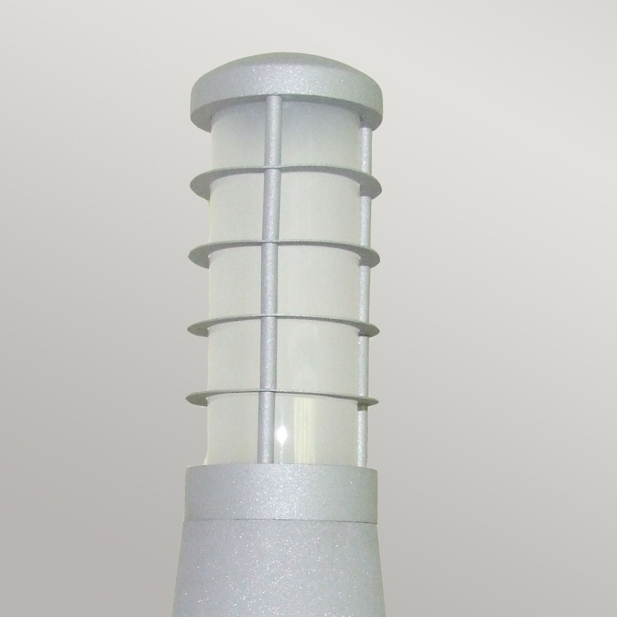 Close up of the four ring lamp