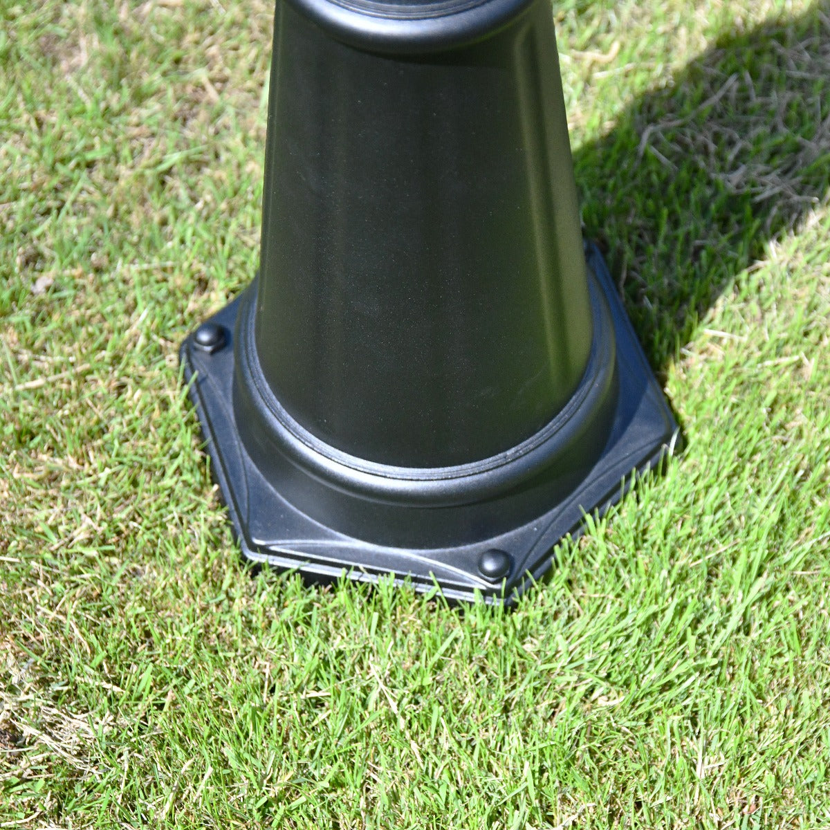 Base The Stamford English Country Inspired Garden Lamp Post