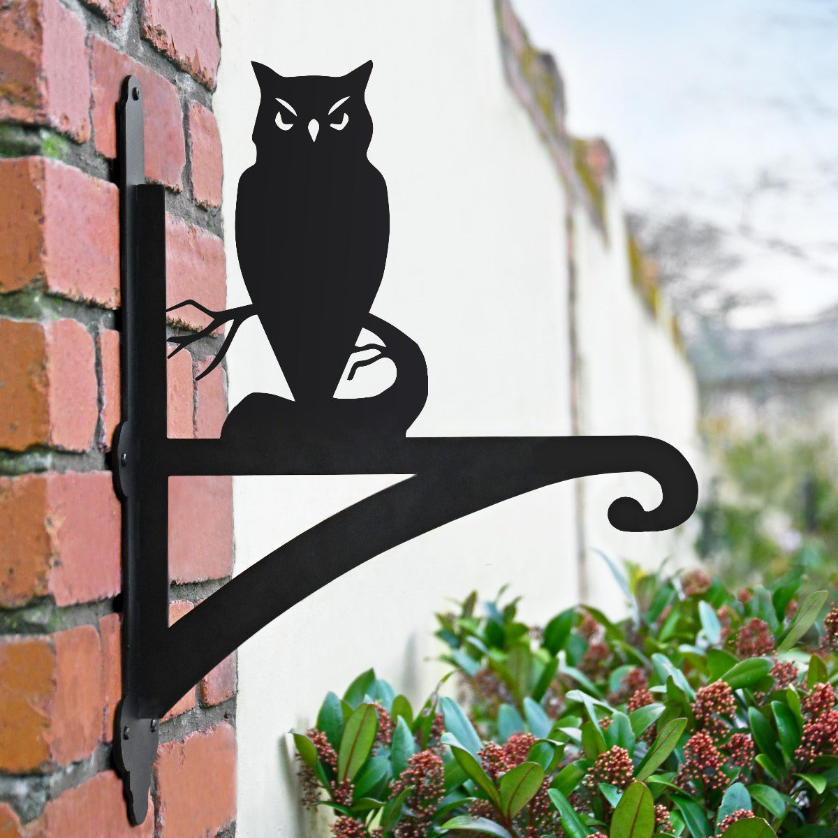 "Owl" Garden Hanging Basket Bracket
