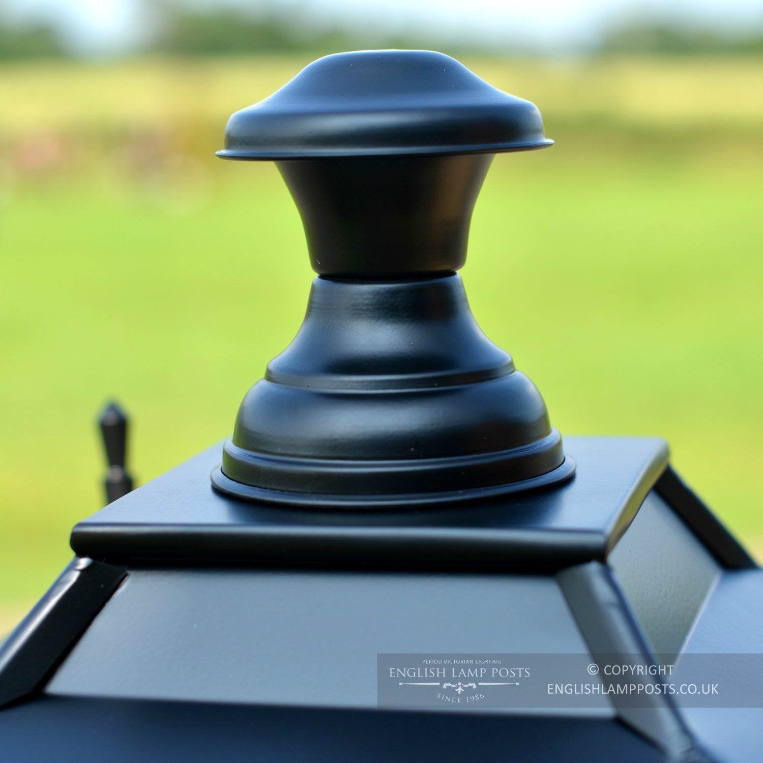 Black Canterbury Entrance Pillar Light