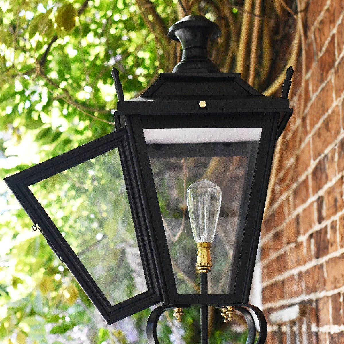 Black Dorchester Wall Light With Opening Door