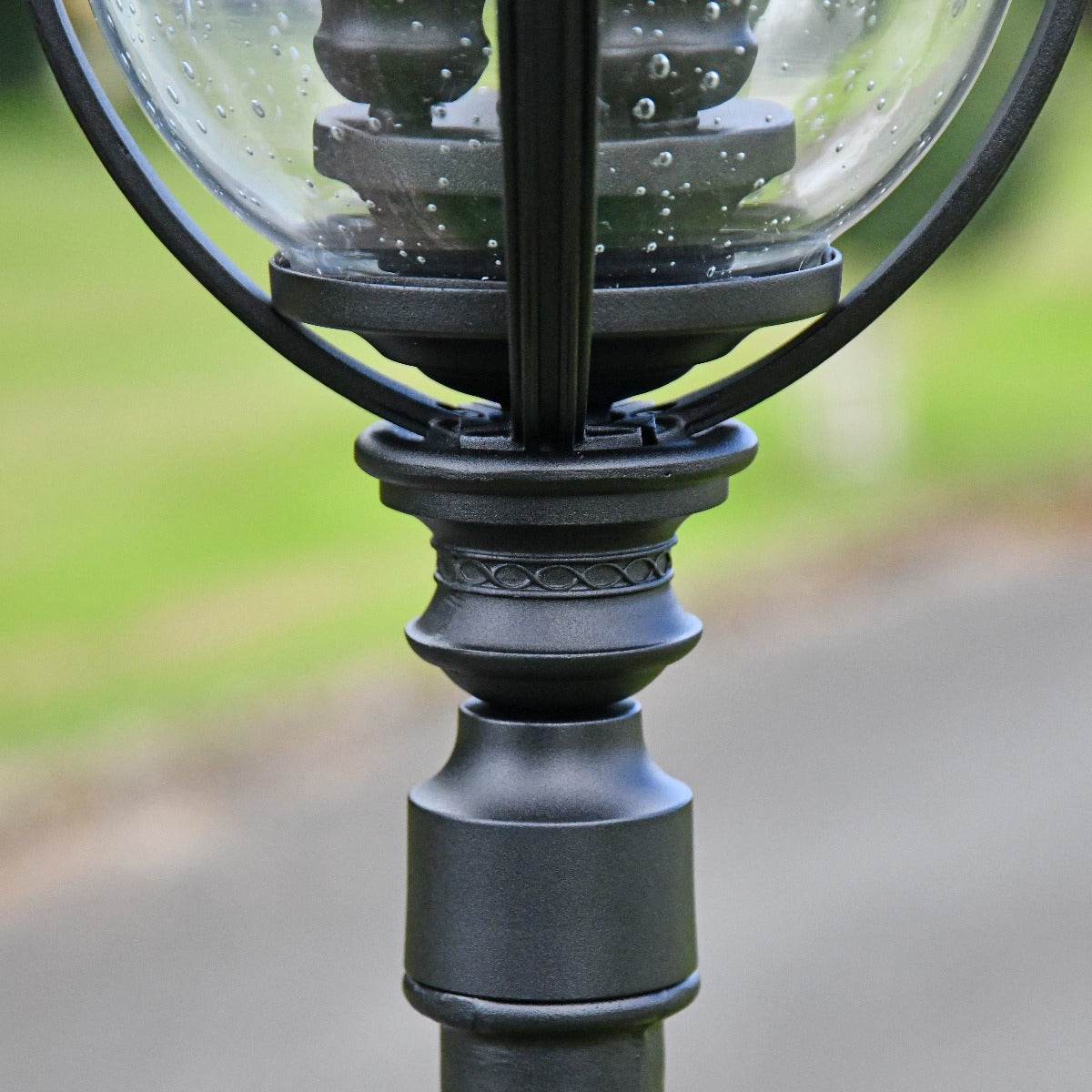 Black  English Country Inspired Garden Lamp Post