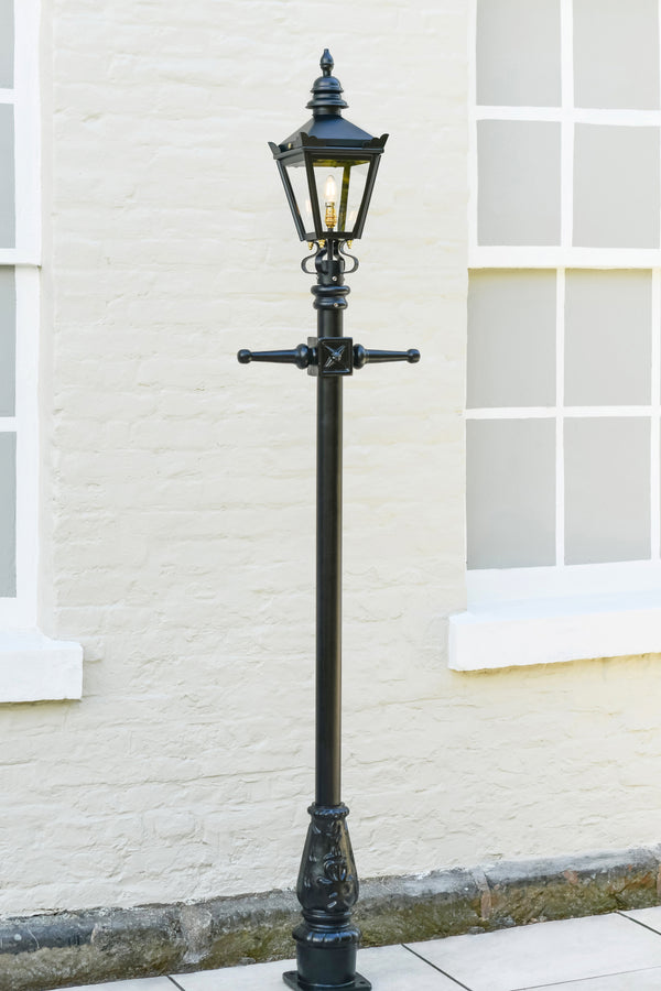 Black 'Kensington' Lamp Post 2.25m - Best Seller