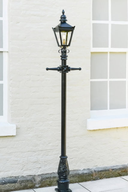 Black 'Kensington' Lamp Post 2.25m - thumbnail