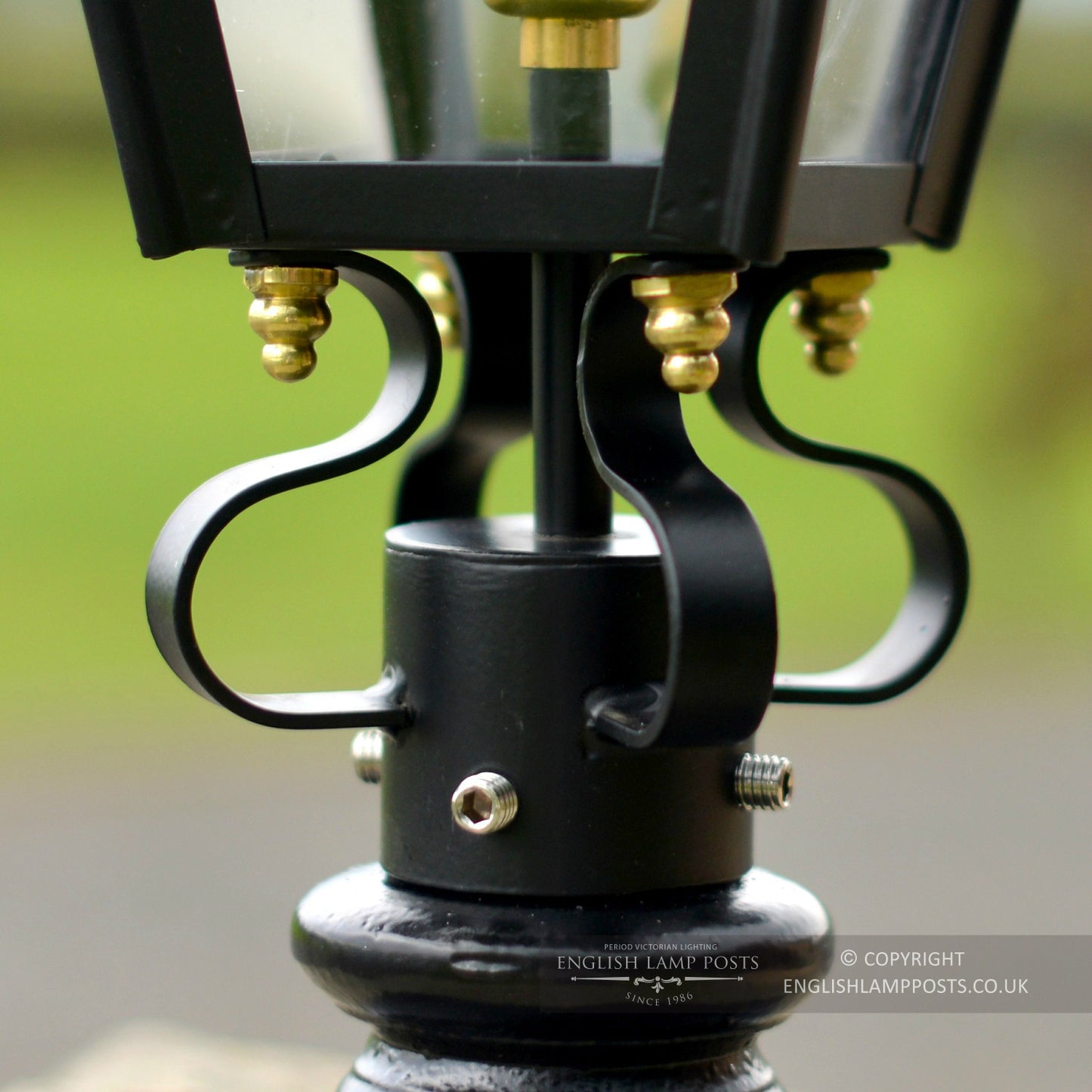 Black Kensington Pillar Light