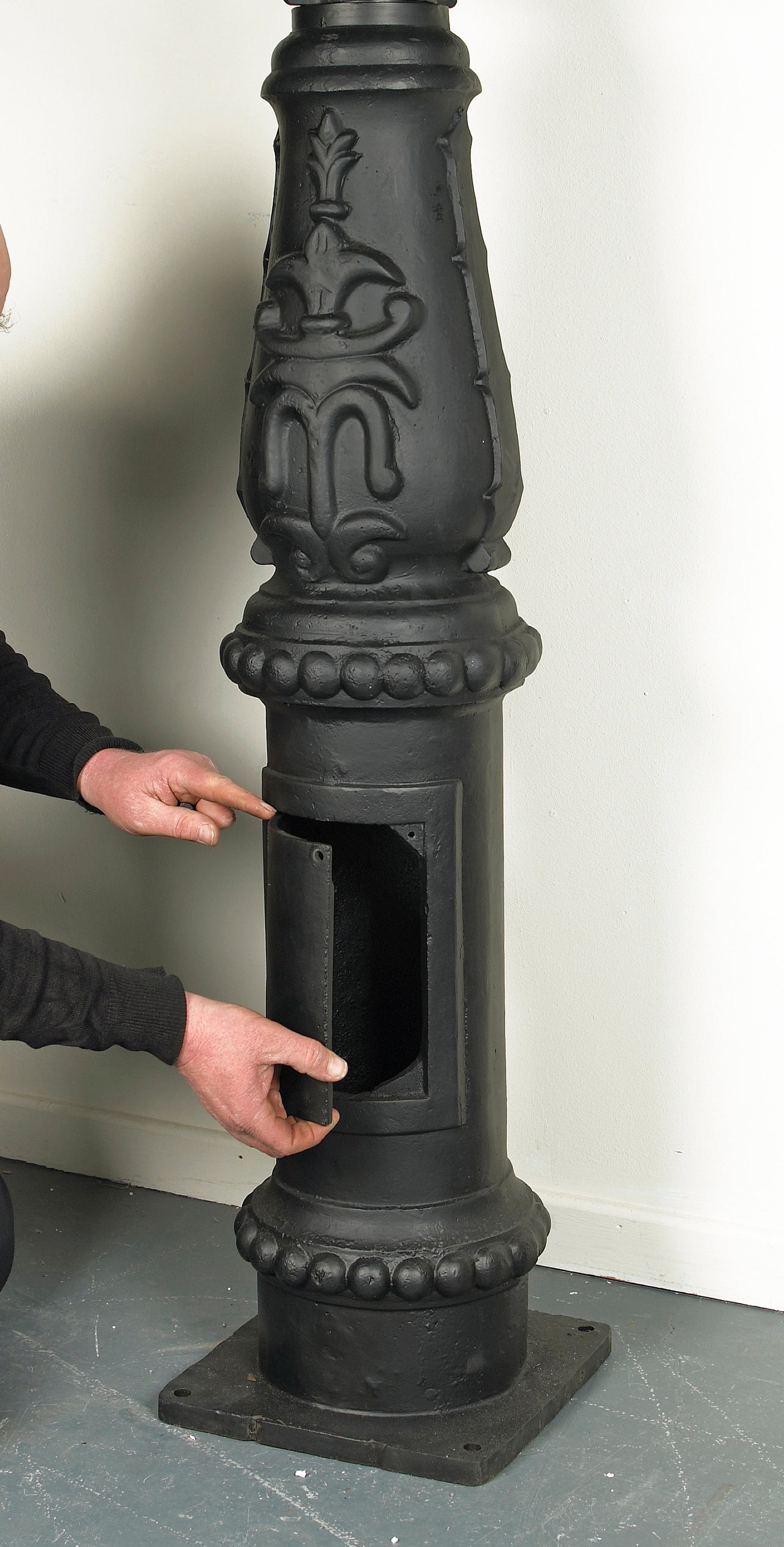 Double Headed Mansion Light
