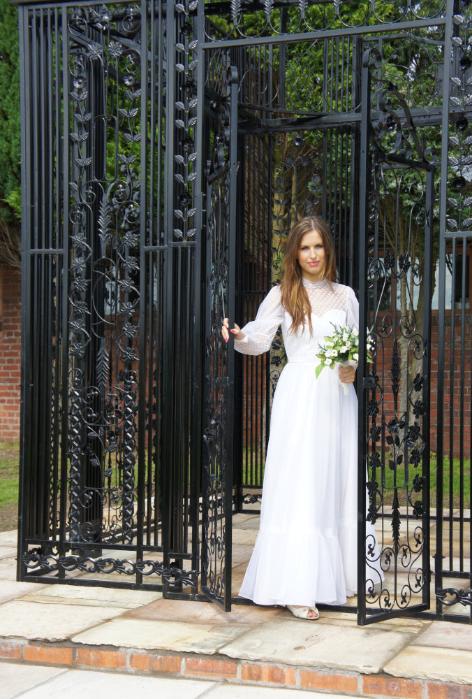 The Royal Alexandria Gazebo In Black wedding 