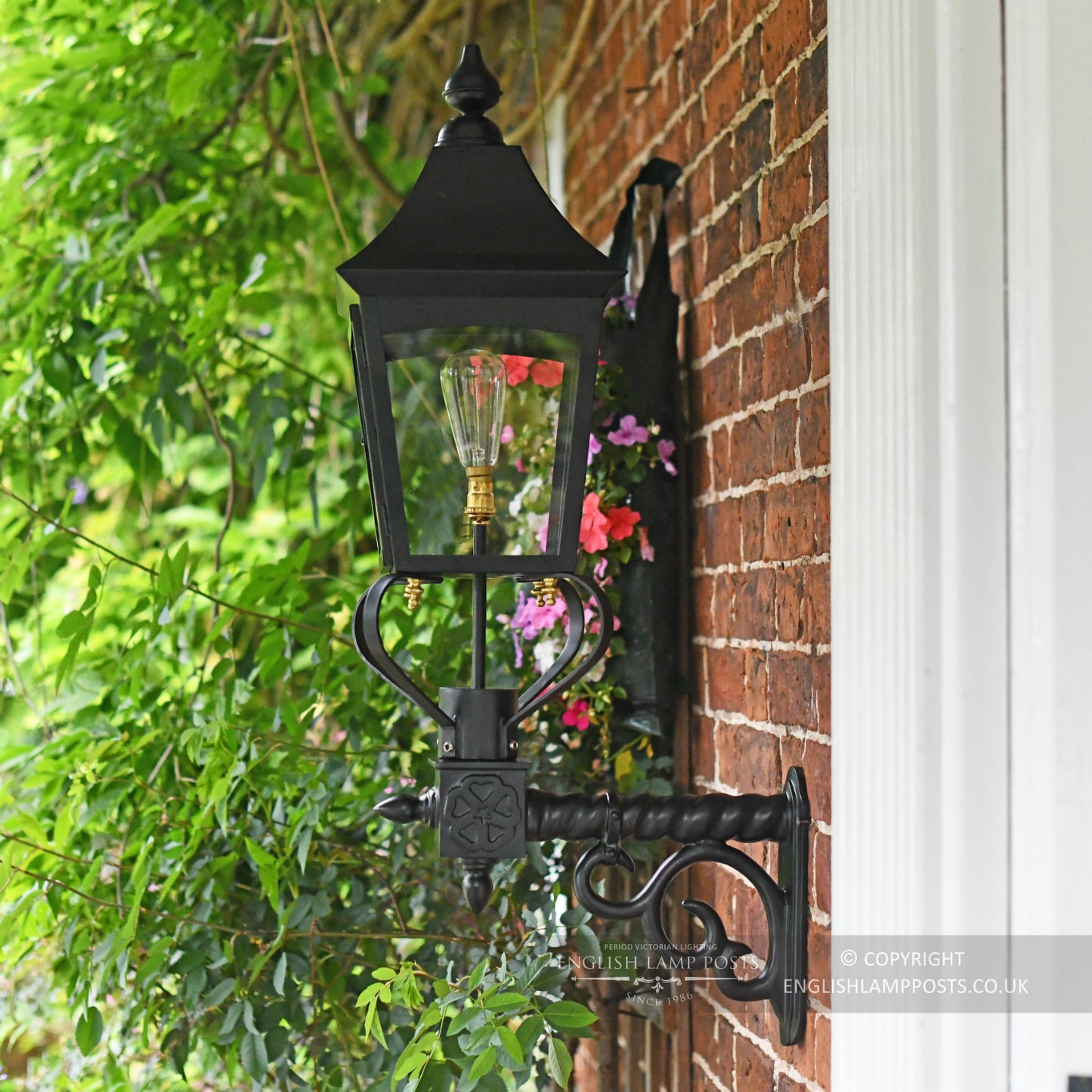 Black Royston Victorian Garden Wall Light Side View