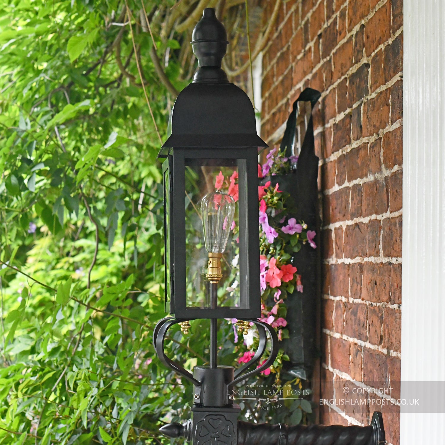 Black Slimline Newhay Victorian Garden Wall Light Lantern