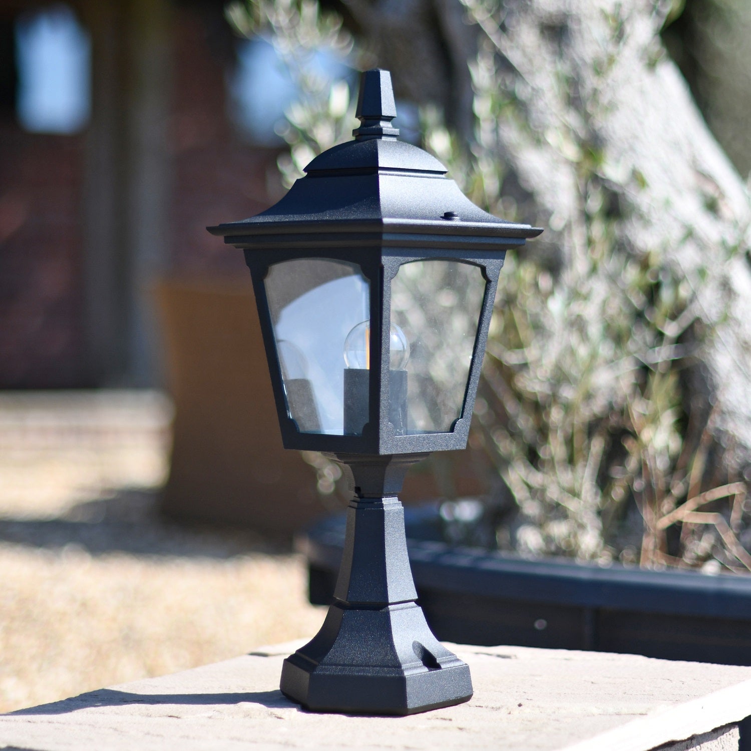 Black Traditional Entrance Light On Stone Pillar