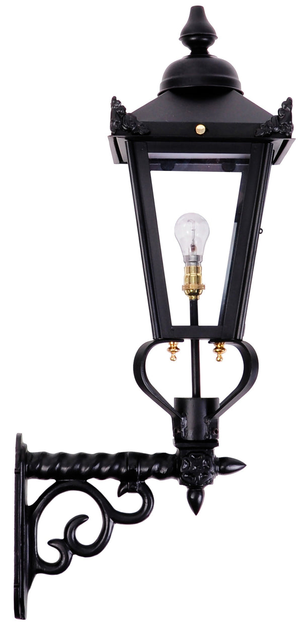 Caravan Complex & Restaurant Exterior Lights