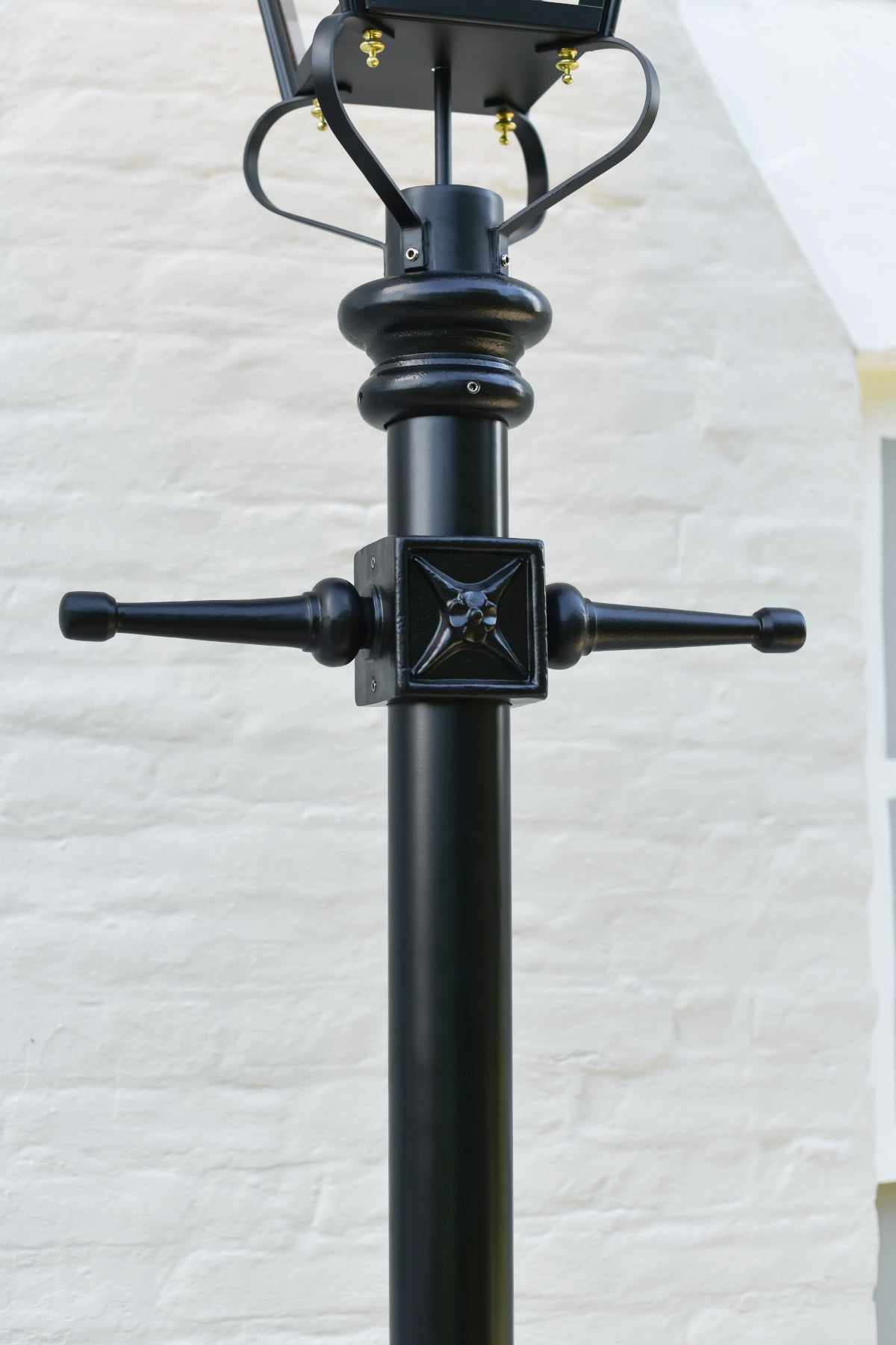 Lamp Post Ladder Bars