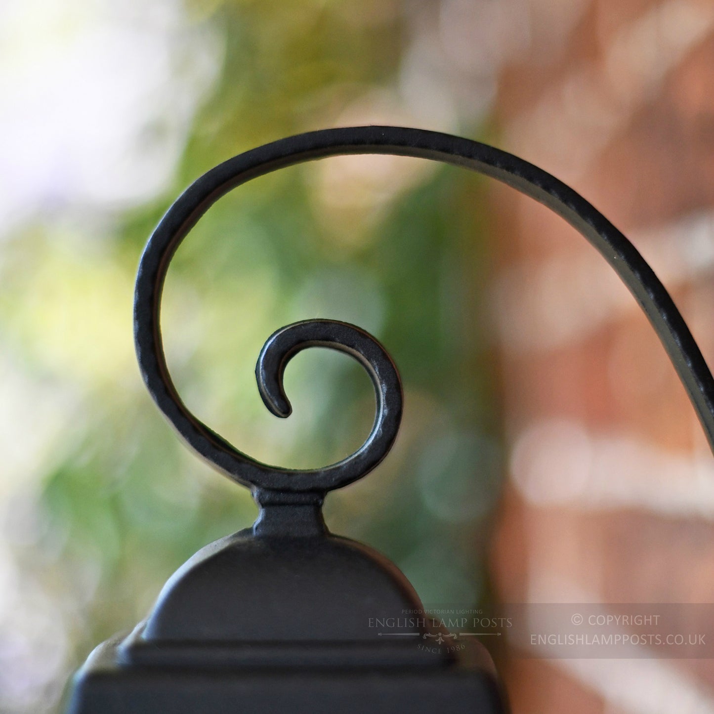 Antique Styled Coach House Porch Light