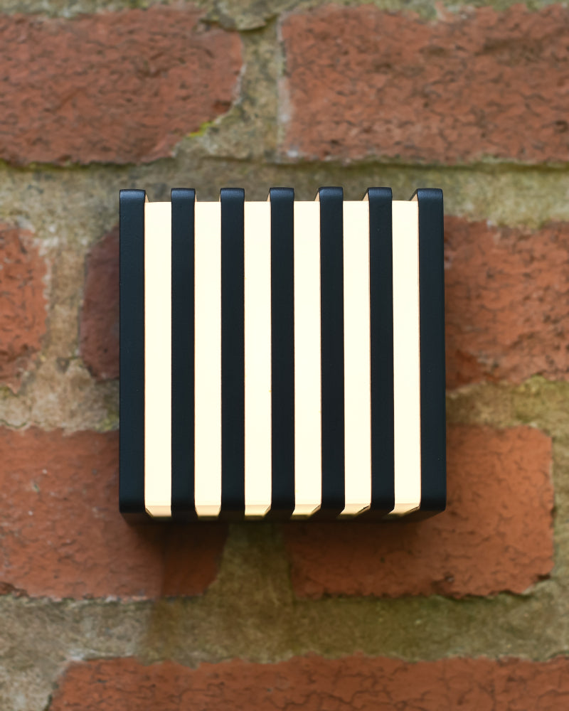 Front view of the 'Carnfield' wall light