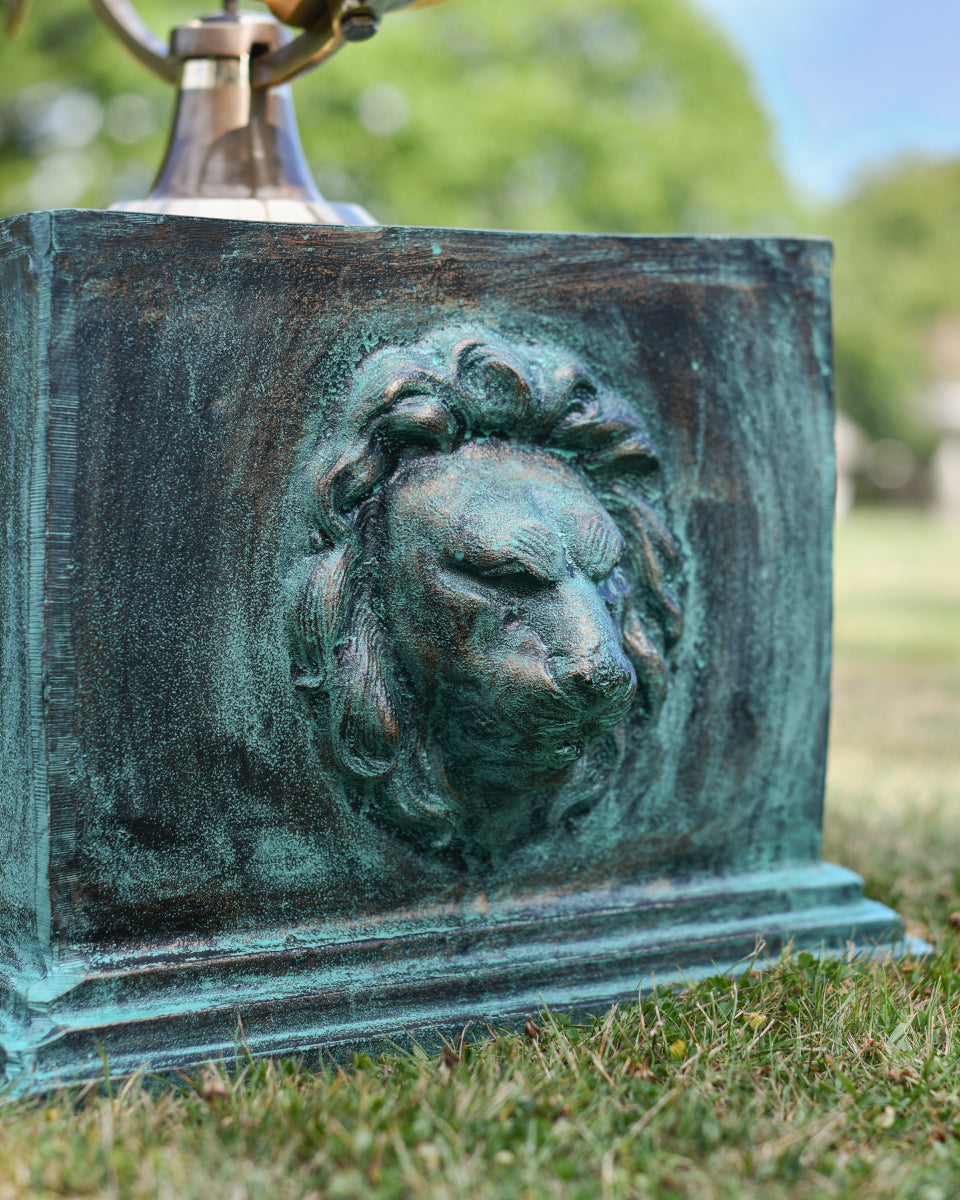 Close up of the Lion head