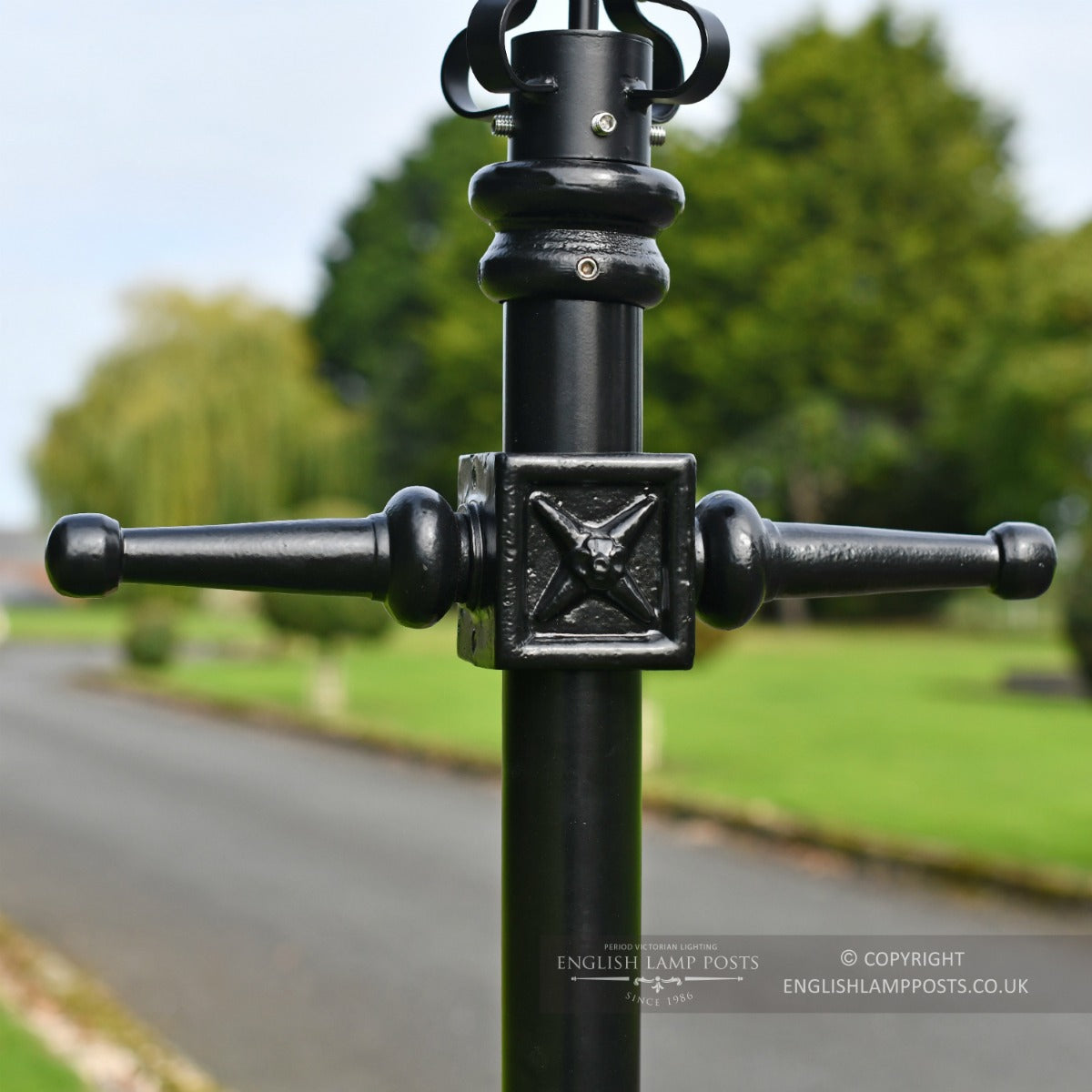 Polished Copper Kensington Lamp Post 2.25m - Ladder Bar Block