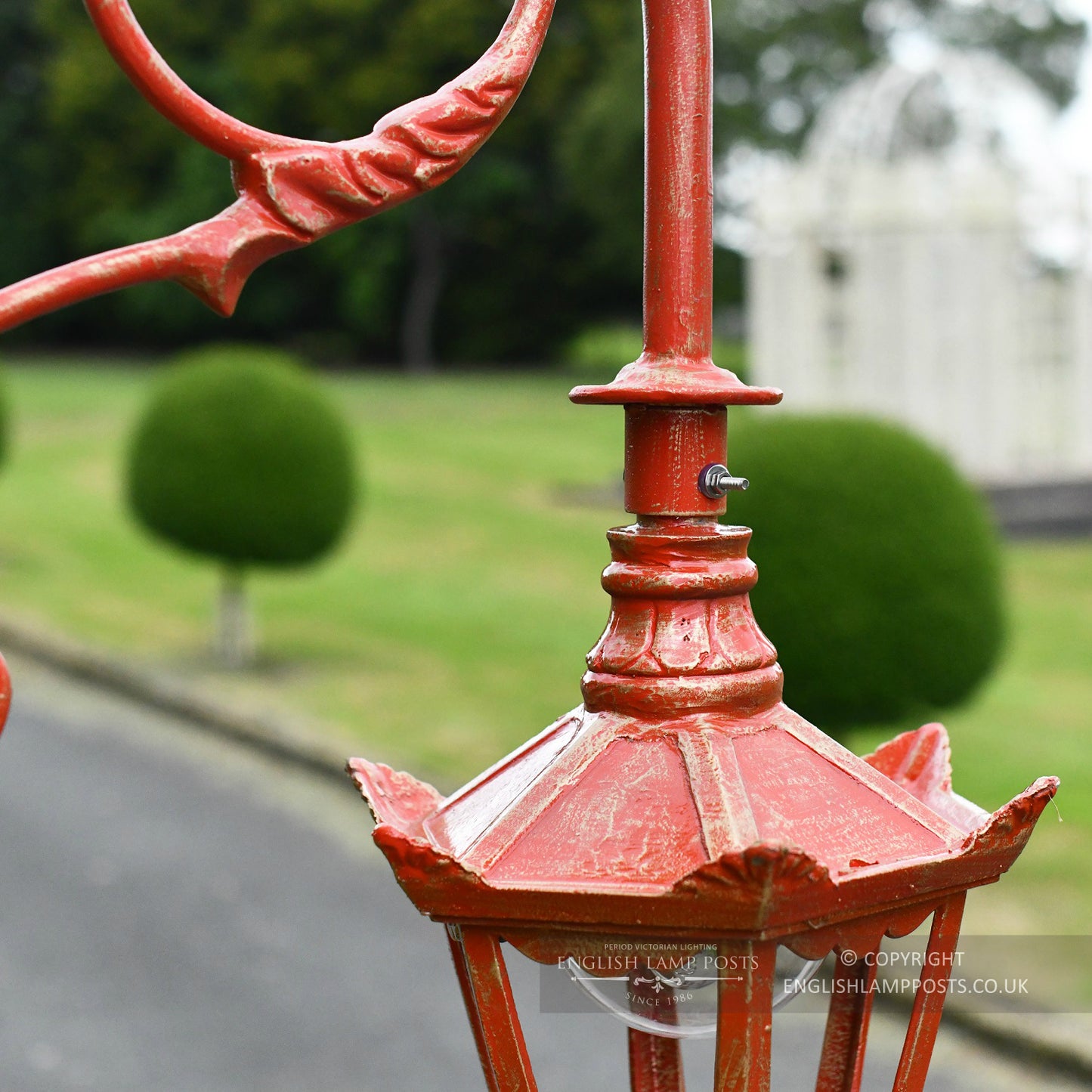 Cast Iron Lamp Post Lantern With Gothic Detailing