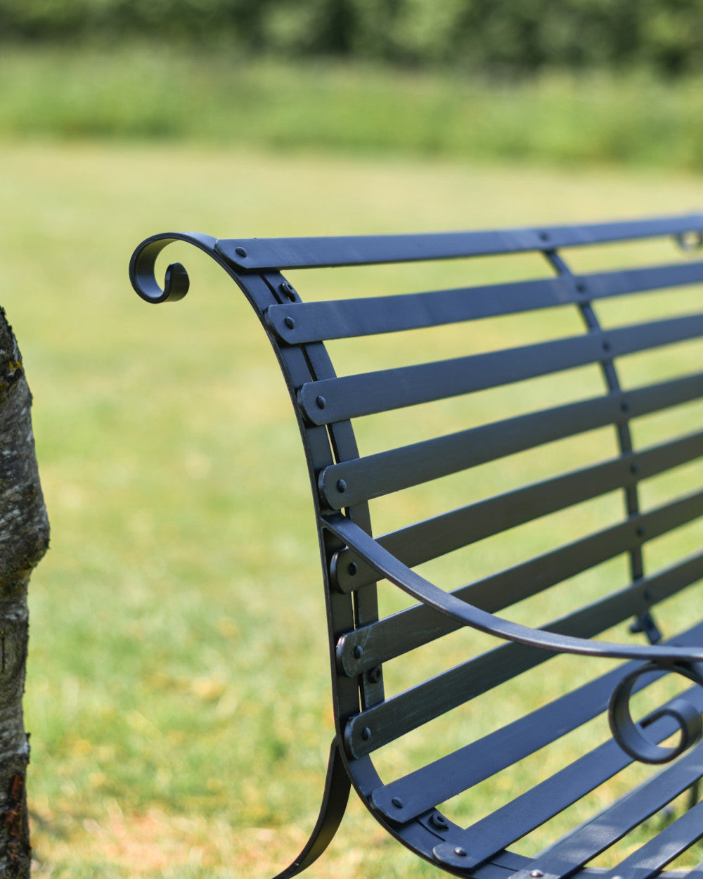 Finessed garden bench 
