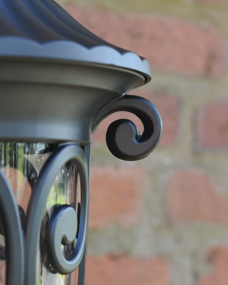 Unobstructed view of the ornate finials