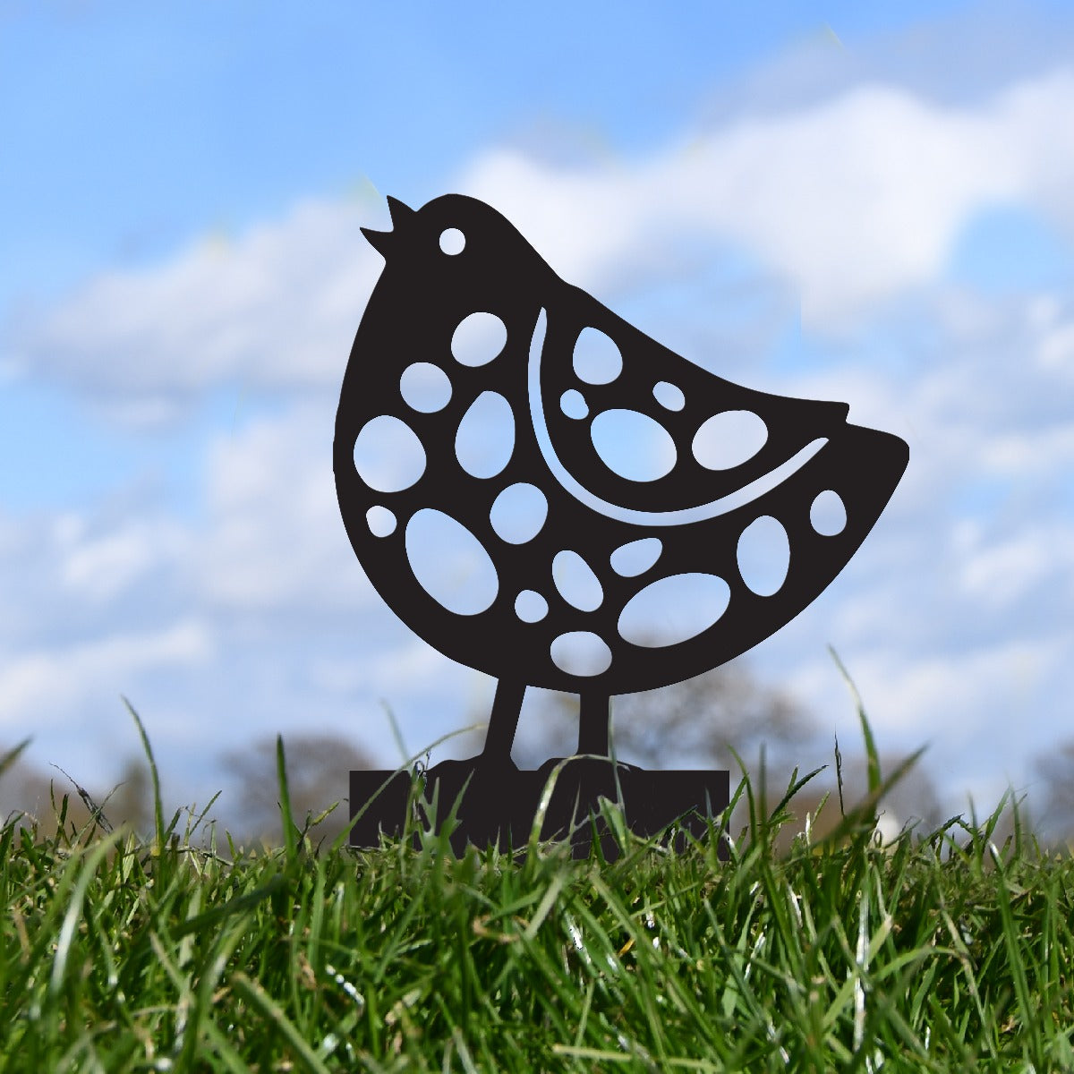 Patterned Chick Garden Sheet Steel Spike Sculpture In Black