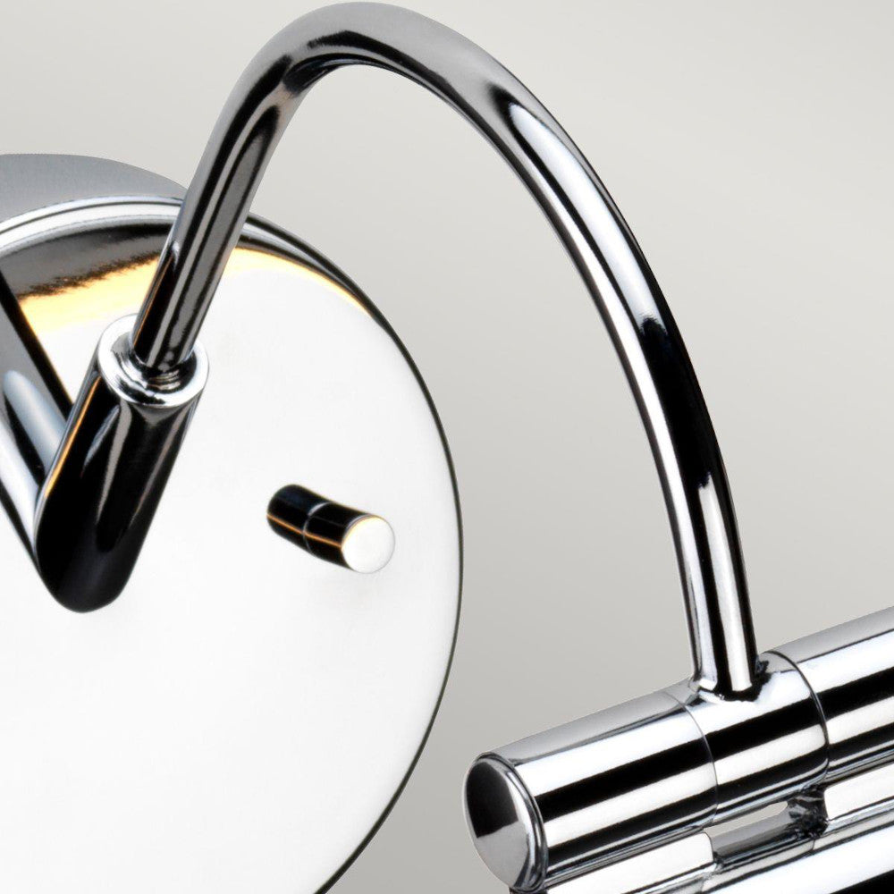 View of the chrome top fix arm