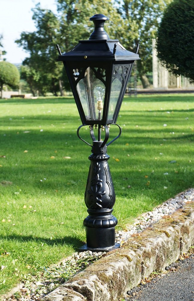 Gothic Pillar Post Light