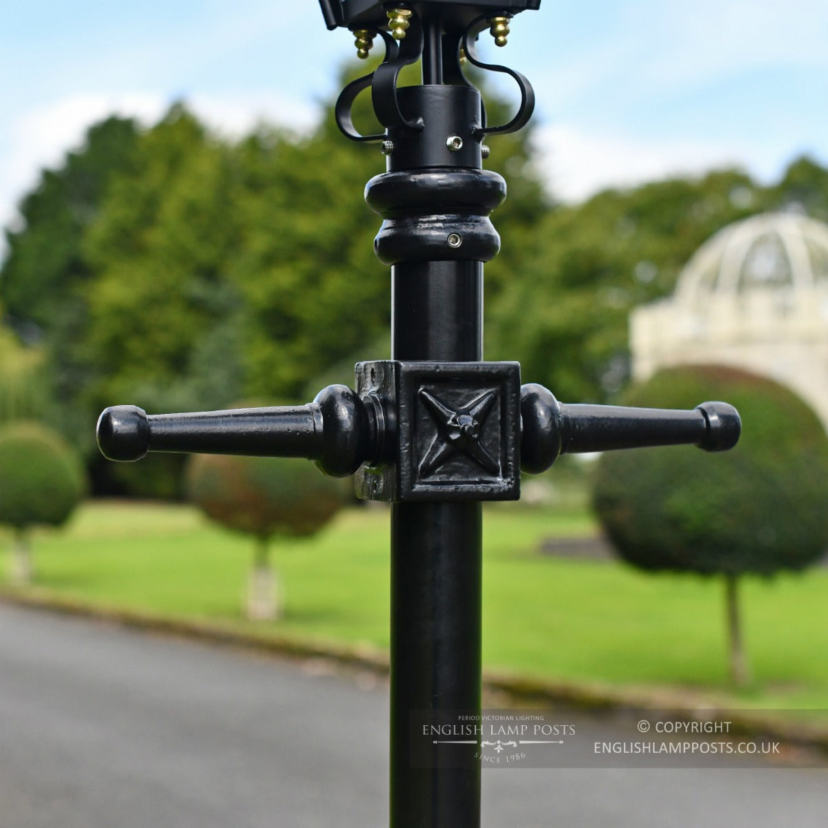 Cast Iron Ladder Bar Cross Section On Kensington Lamp Post 2.25m