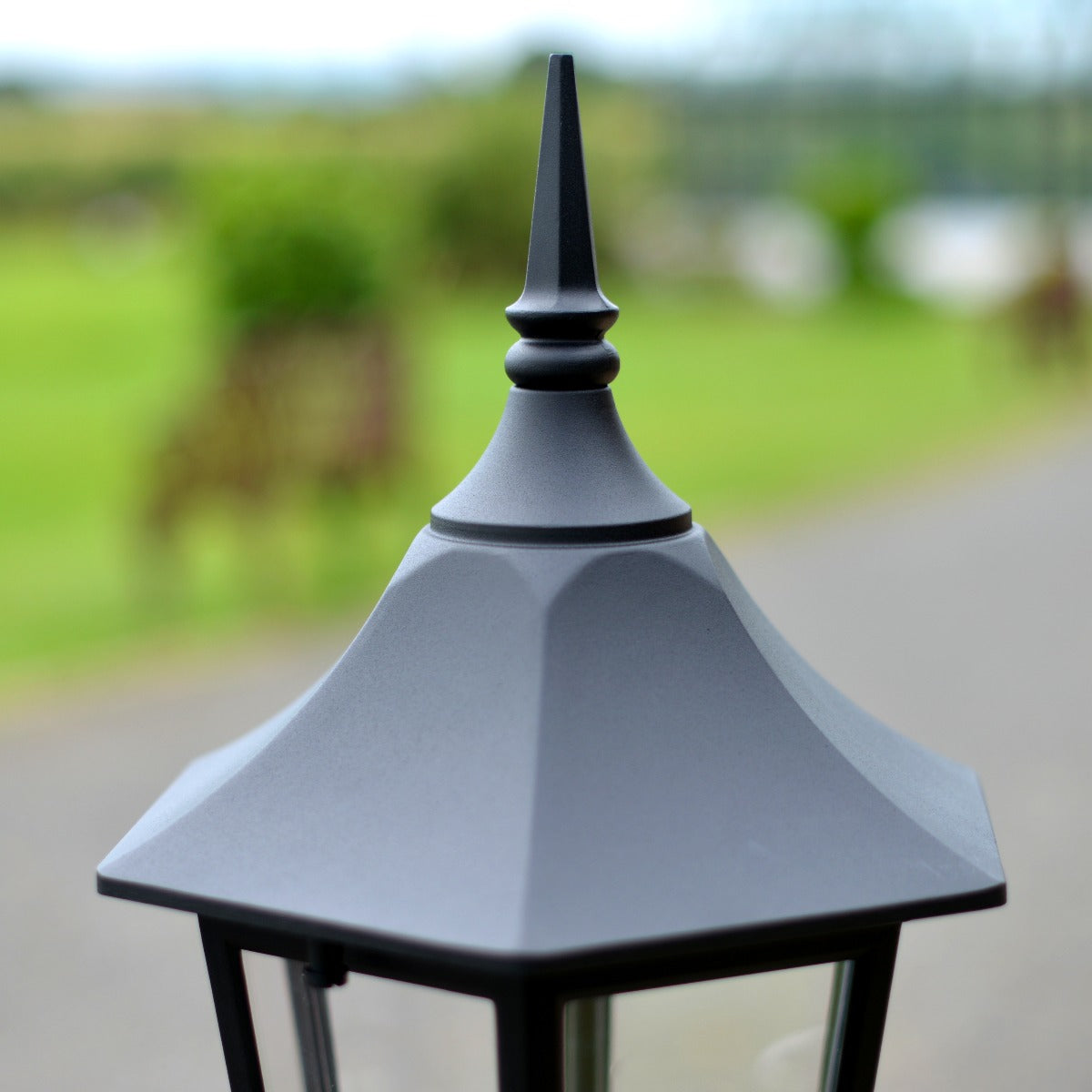 Standard Traditional Hexagonal Pillar Light
