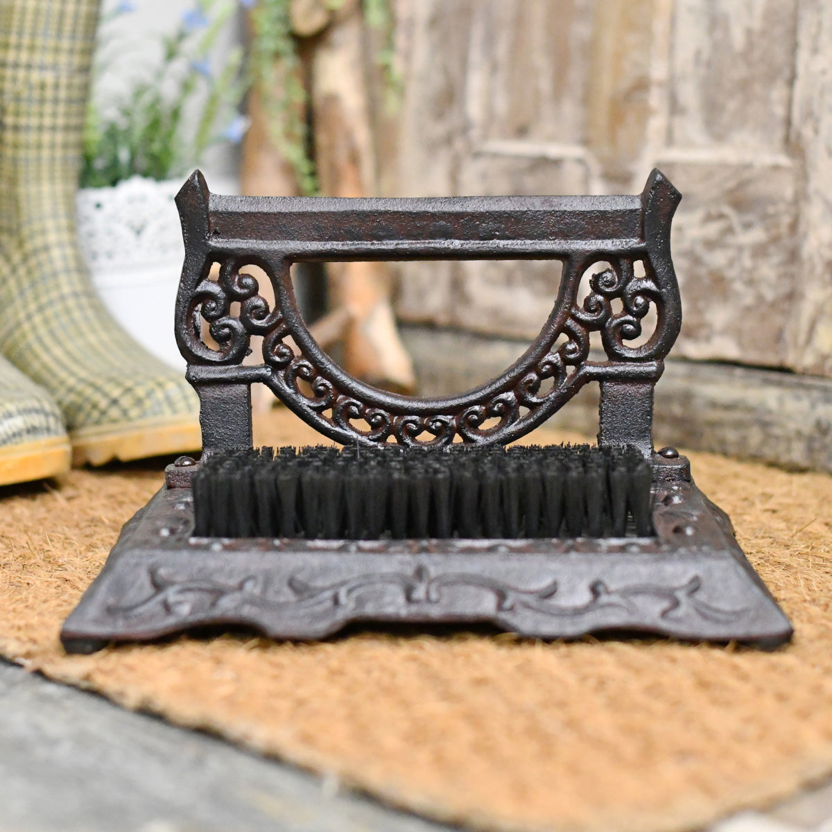 Head on view of the Victorian boot scraper 