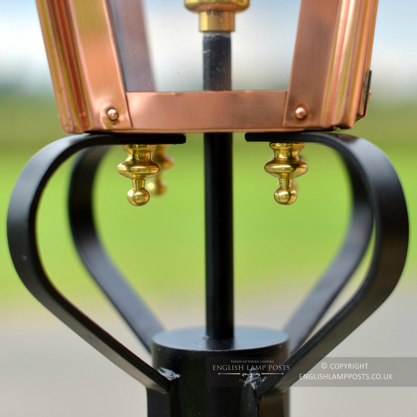 Copper Victorian Pillar Light Mounting Bracket In Black