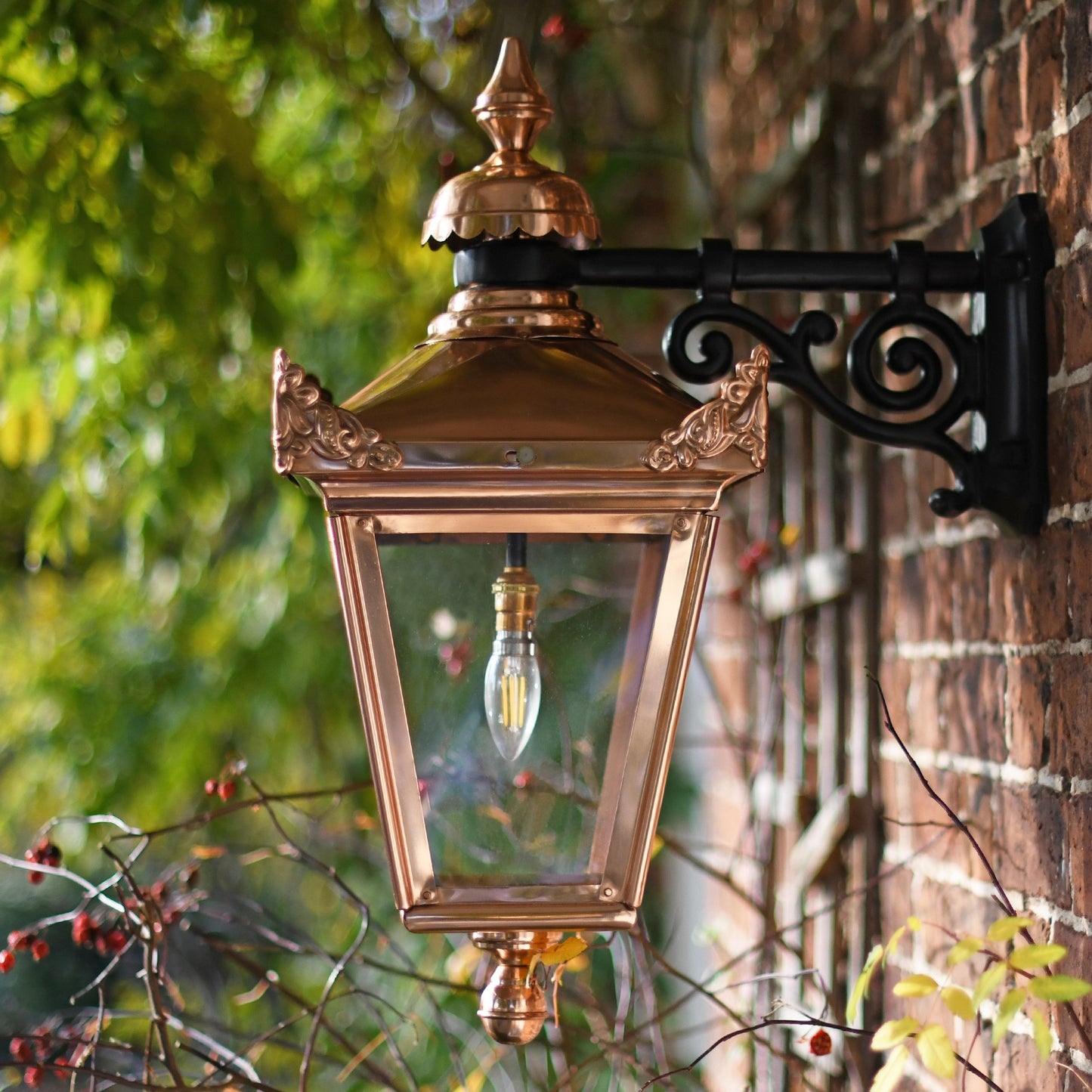 Copper Top Fix Wall Lantern
