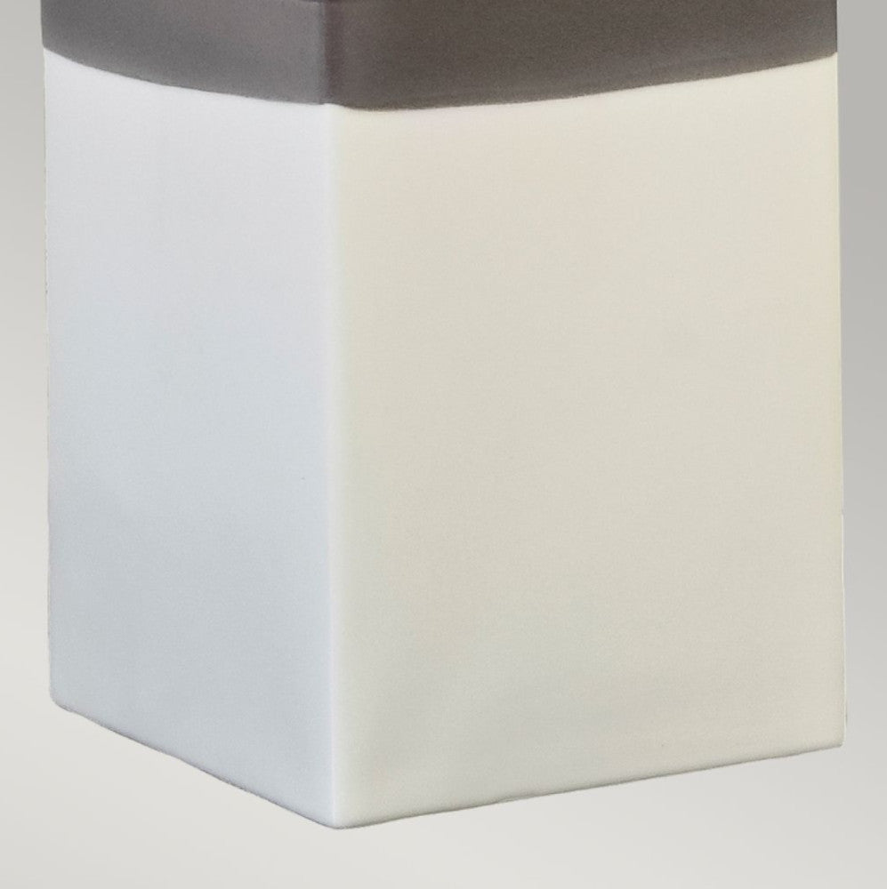 Close up of the cream bottom half section