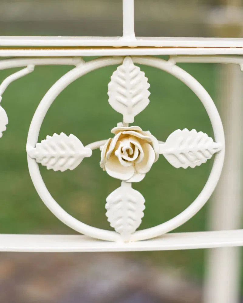 View of the floral pattern
