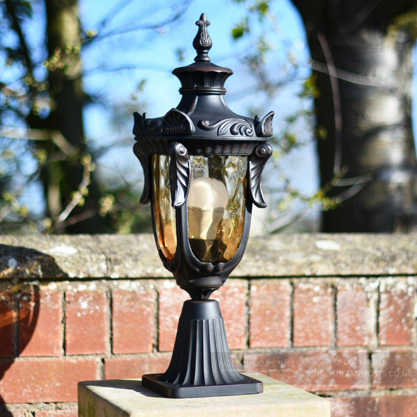 Classic Baroque Style Pedestal Light