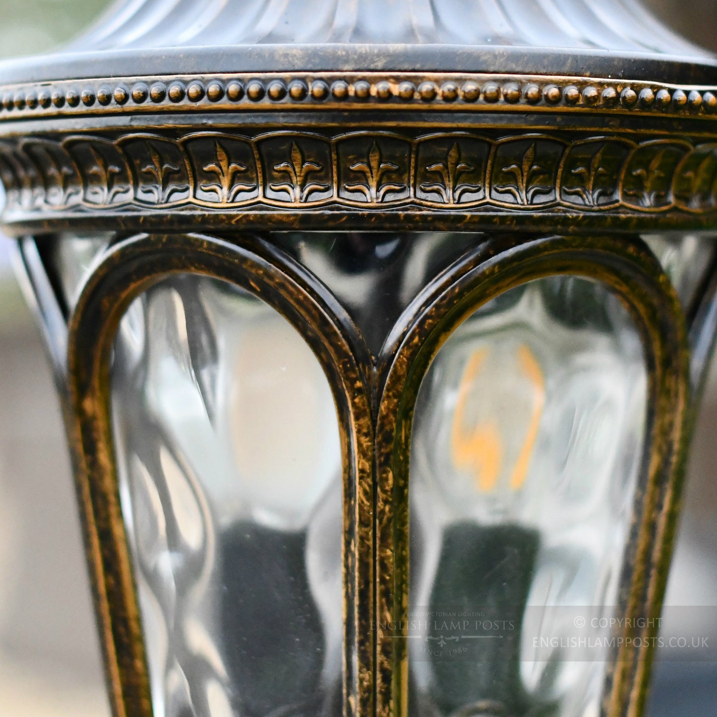 Slim Line Traditional Pillar Post Light