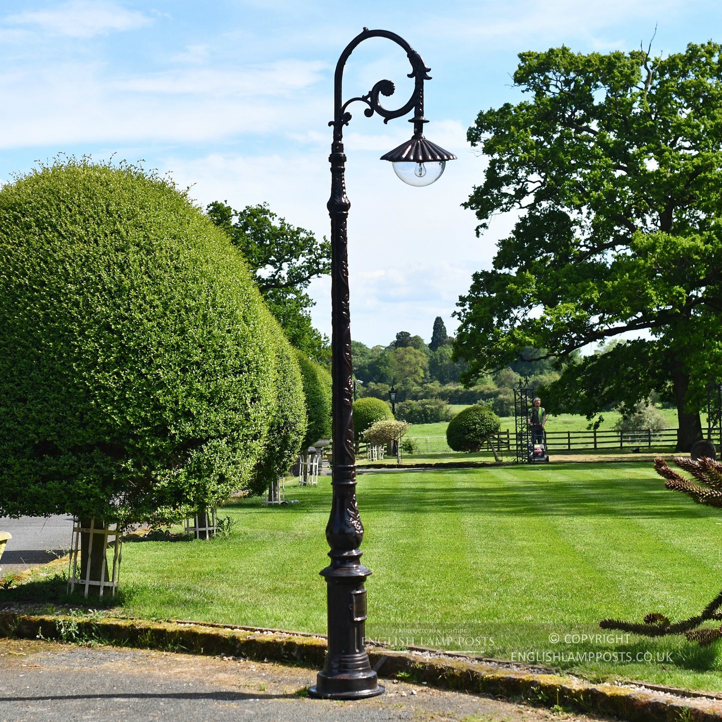 Dark Brown Deluxe Victorian Cast Iron Lamp Post In Driveway Setting
