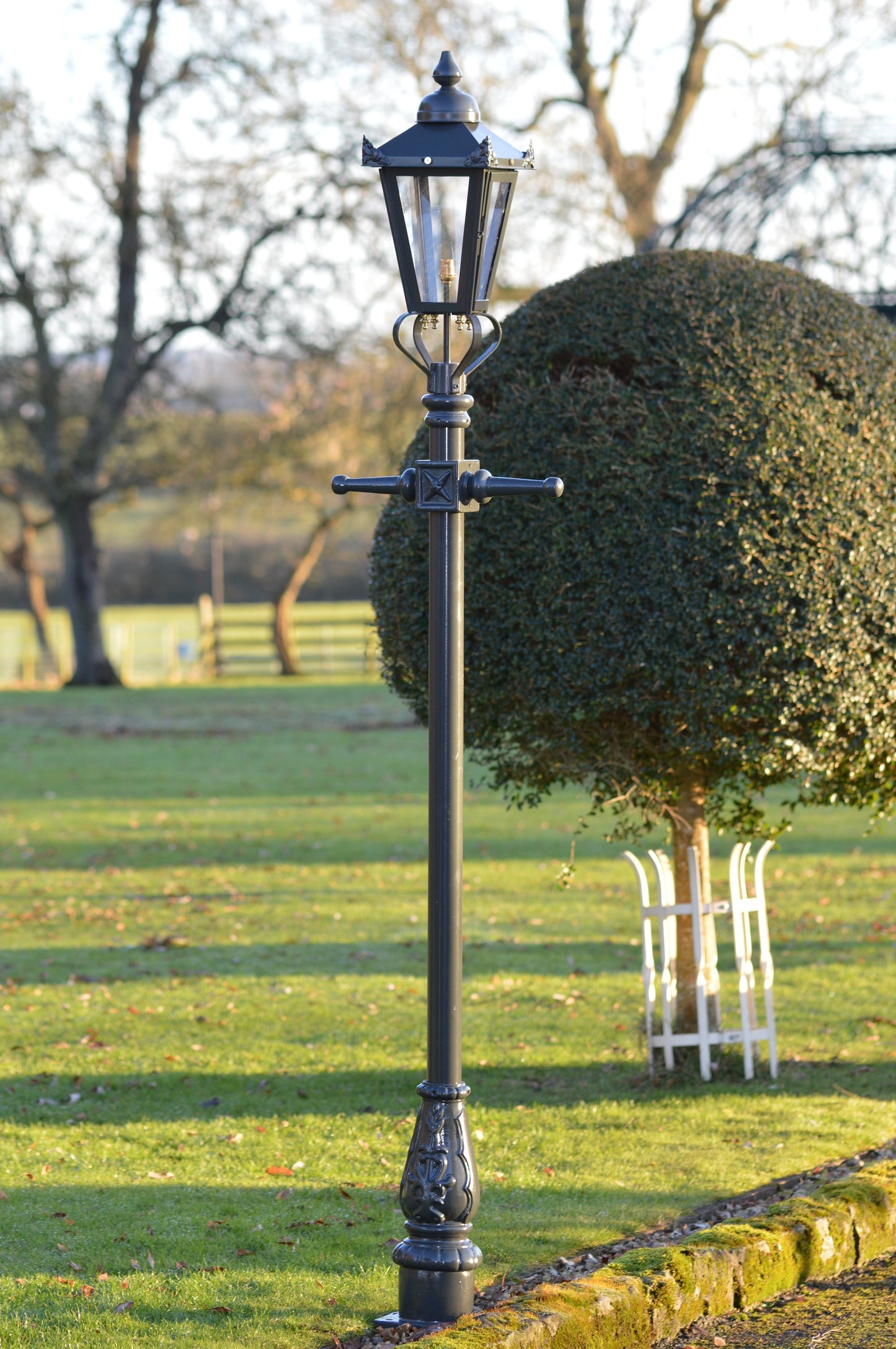 Dark Green Hand Painted Garden Lamp Post