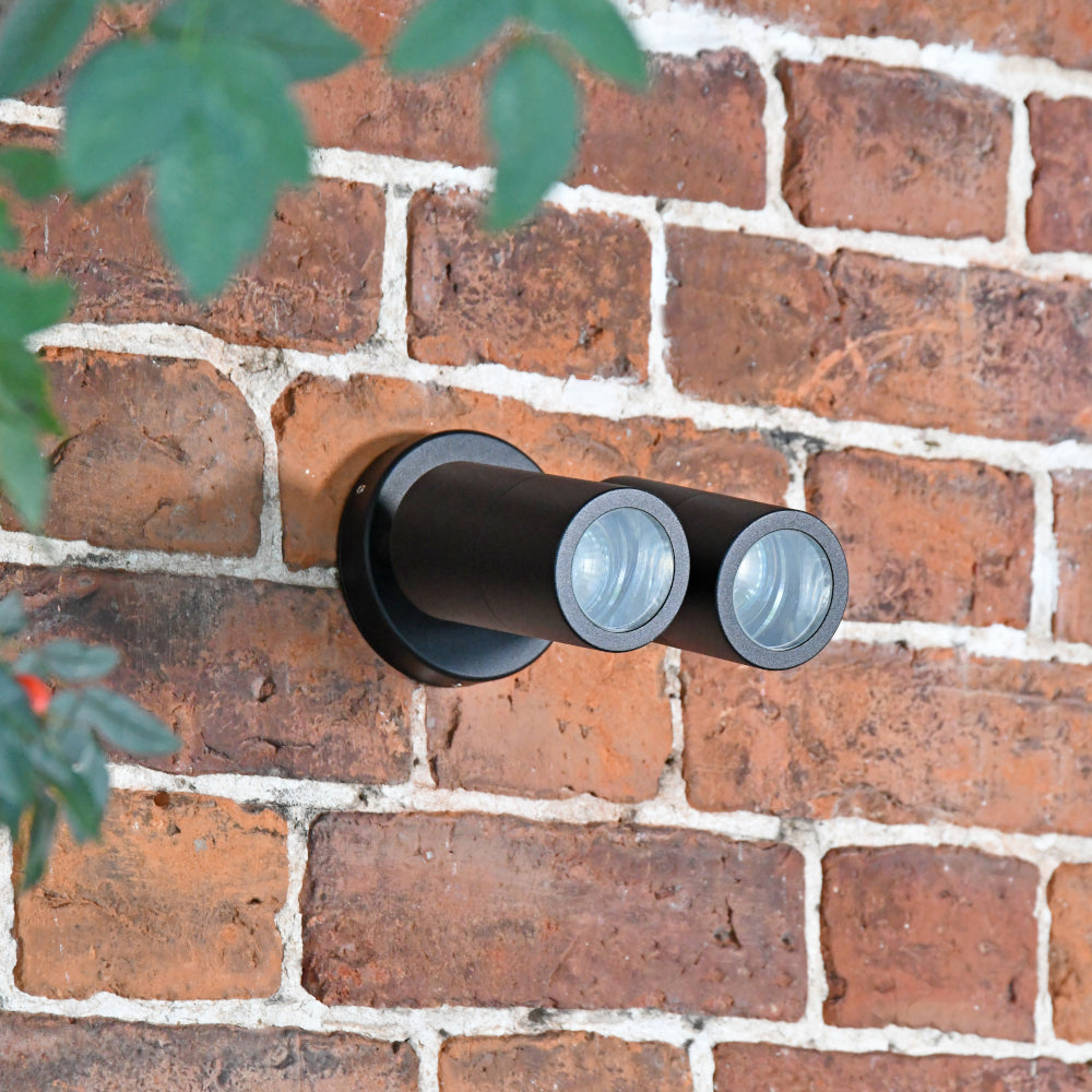 The 'Dartmoor' Dual Light in situ