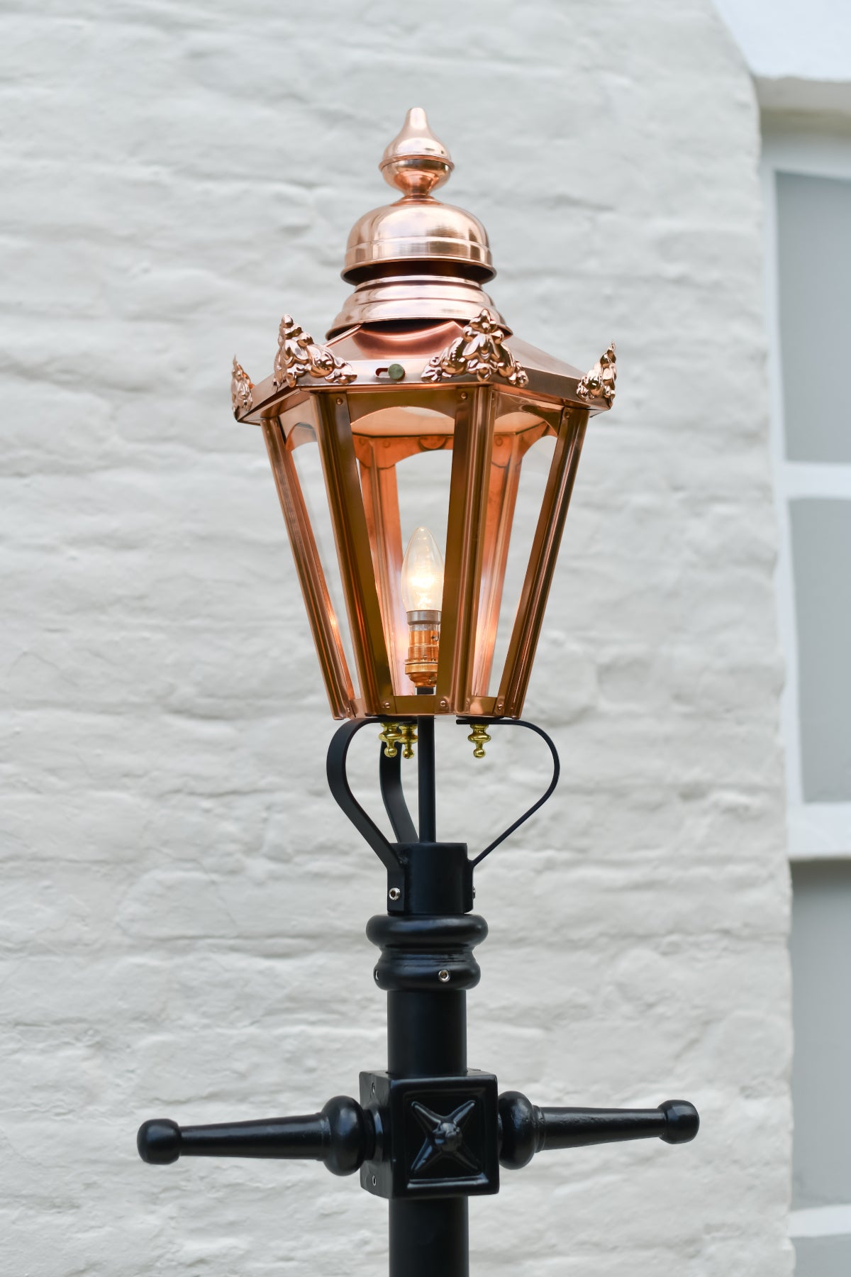 Magnified view of the garden copper lantern 