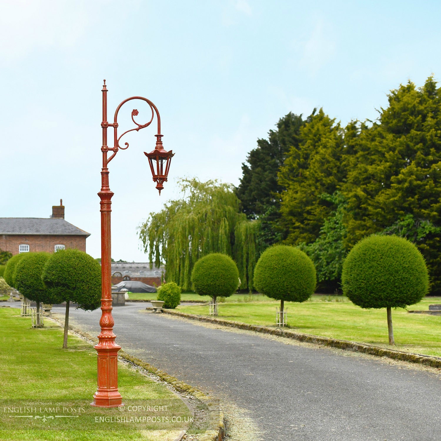 Deluxe Victorian Swan Neck Lamp Post In Garden Setting