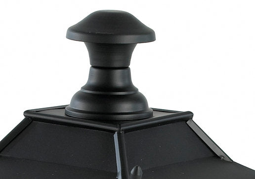 Centrepiece on the top of the roof 