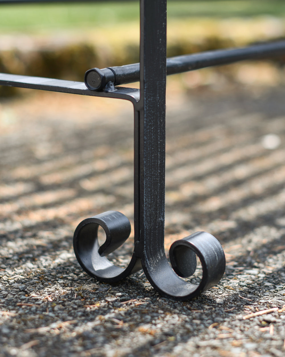 Scrolled bench feet