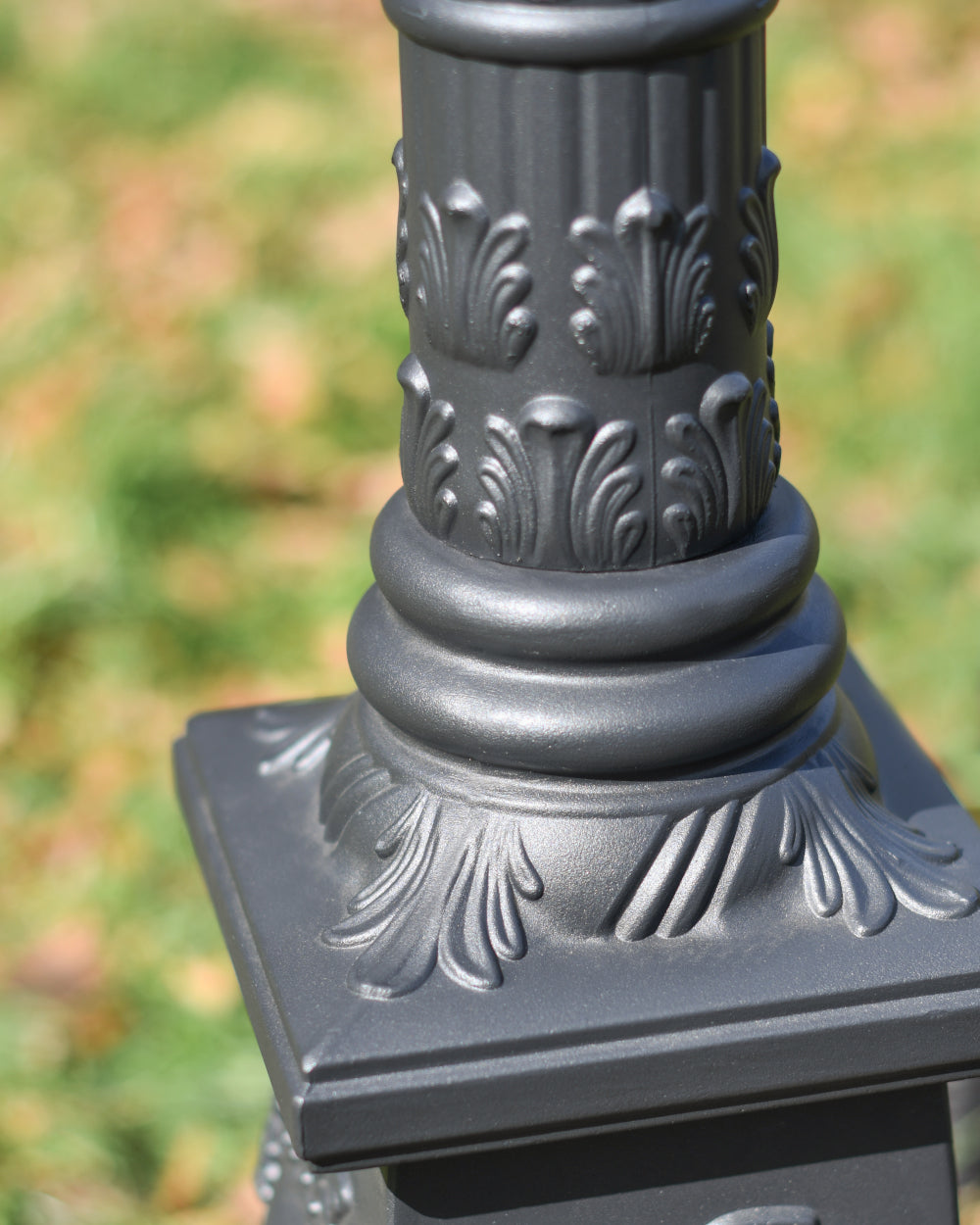 Ornate lamp post 