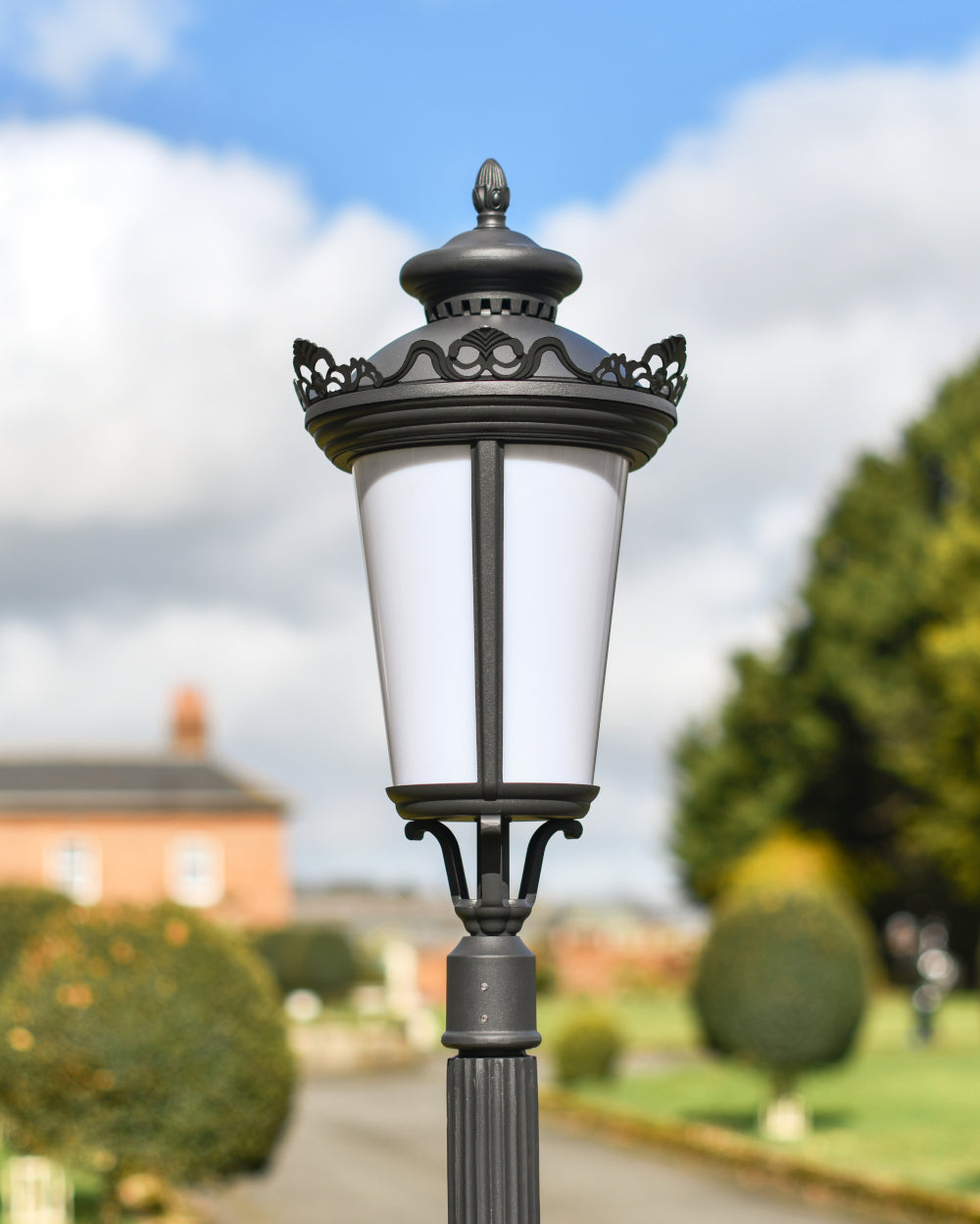 Opal polycarbonate lantern 