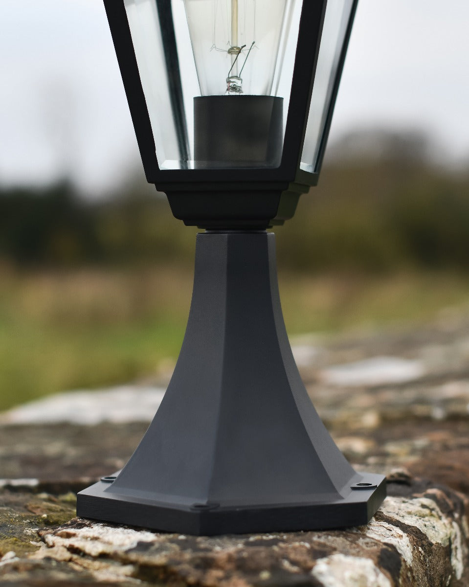 paddington pillar light detail 3