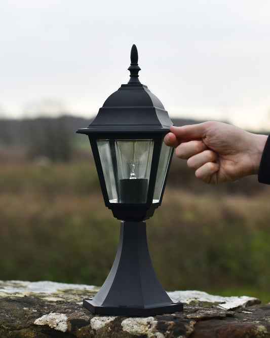 paddington pillar light scale