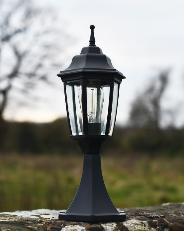 'Seville' Traditional Black Pillar Light