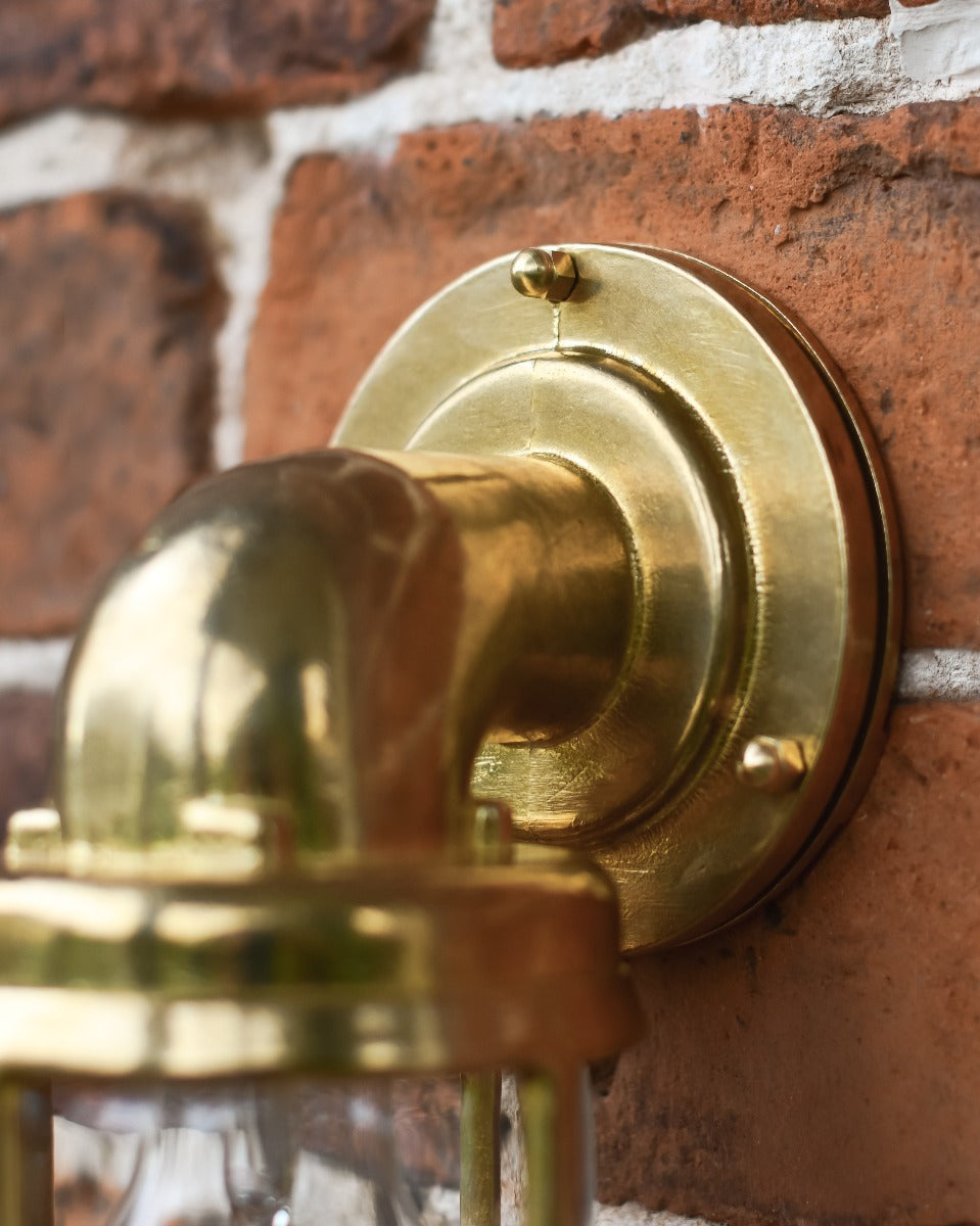 whitby wall light detail 4